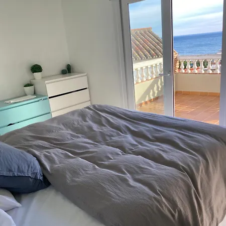 Renovated Seafront - Private Pool And Parking Holiday home Fuengirola